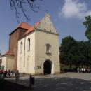 Chełmno - brama grudziądzka z nadbudowaną kaplicą - panoramio